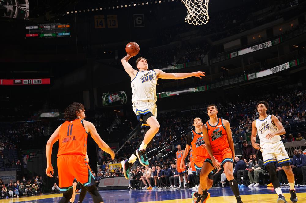 在开赛前的 在开赛前的