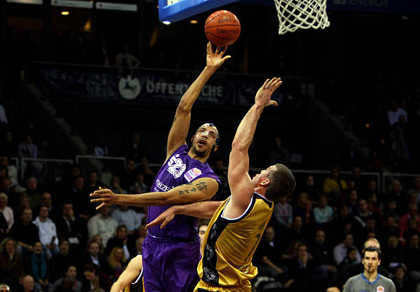 球队缺乏平 球队缺乏平